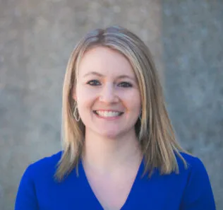 Headshot of Casey Gould