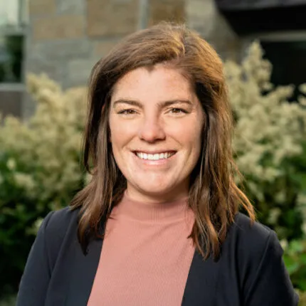 Headshot of Caitlin Tatarcuk